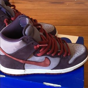 plum dunk high